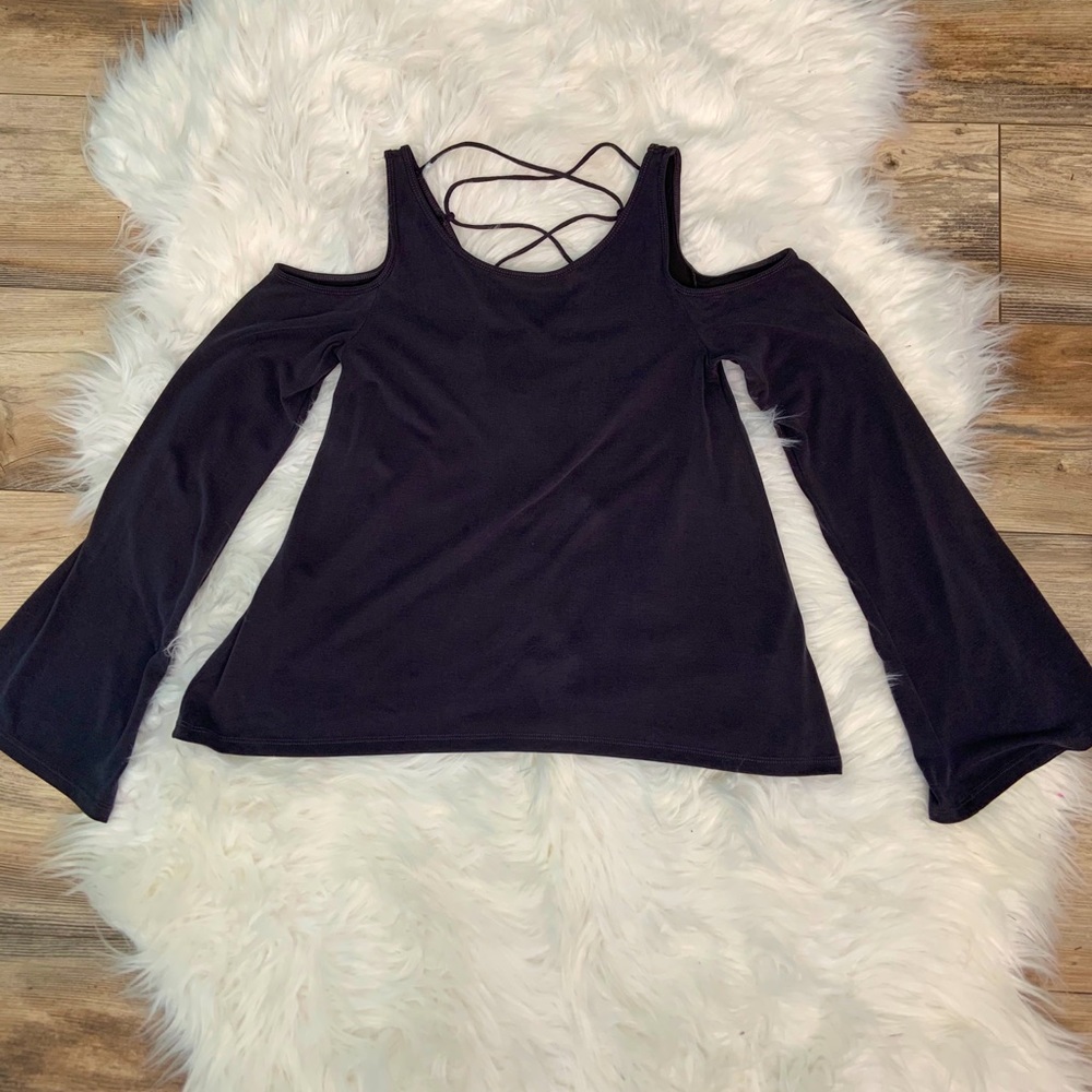 Hollister Charcoal Gray Long-sleeved Shirt